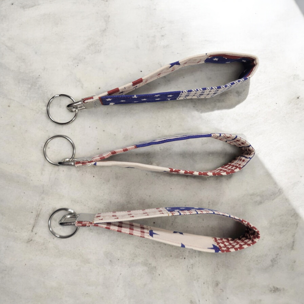 Patriotic wristlet keychain