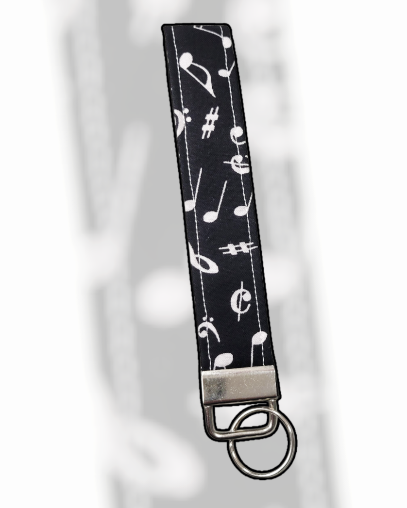 Music notes wristlet keychain